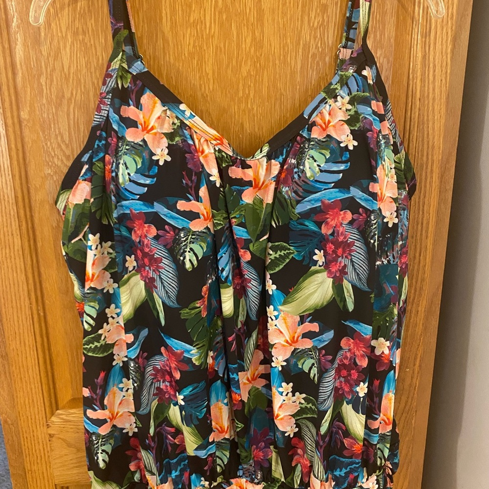 Swimsuits for All women size 22 blouson tankini swim top black floral.